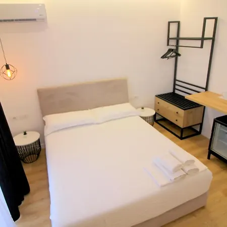 Hotel Qurku 2 Sarande