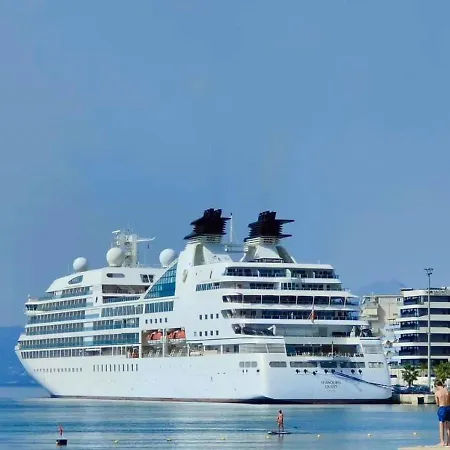 Qurku 2 Hotel *
